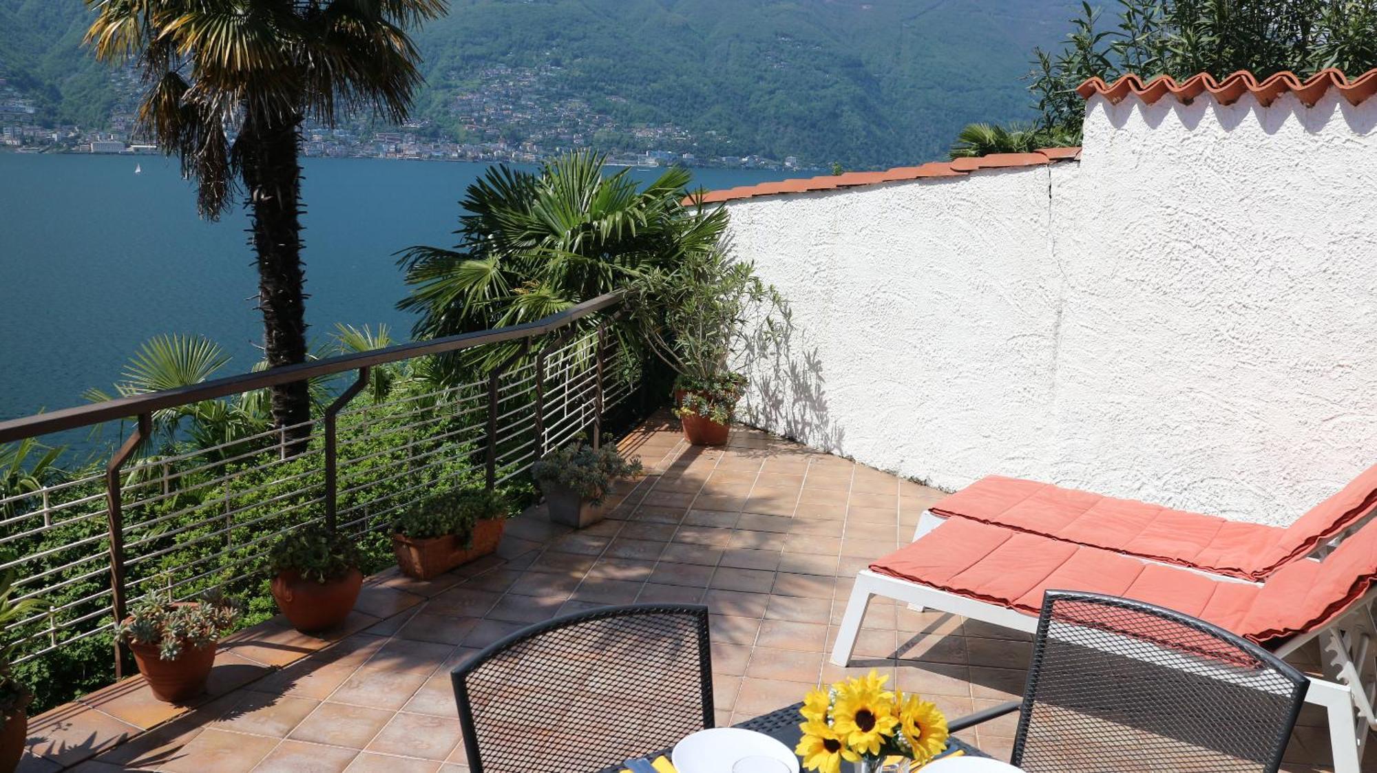 Casa Roccia Pino Lago Maggiore Exterior foto