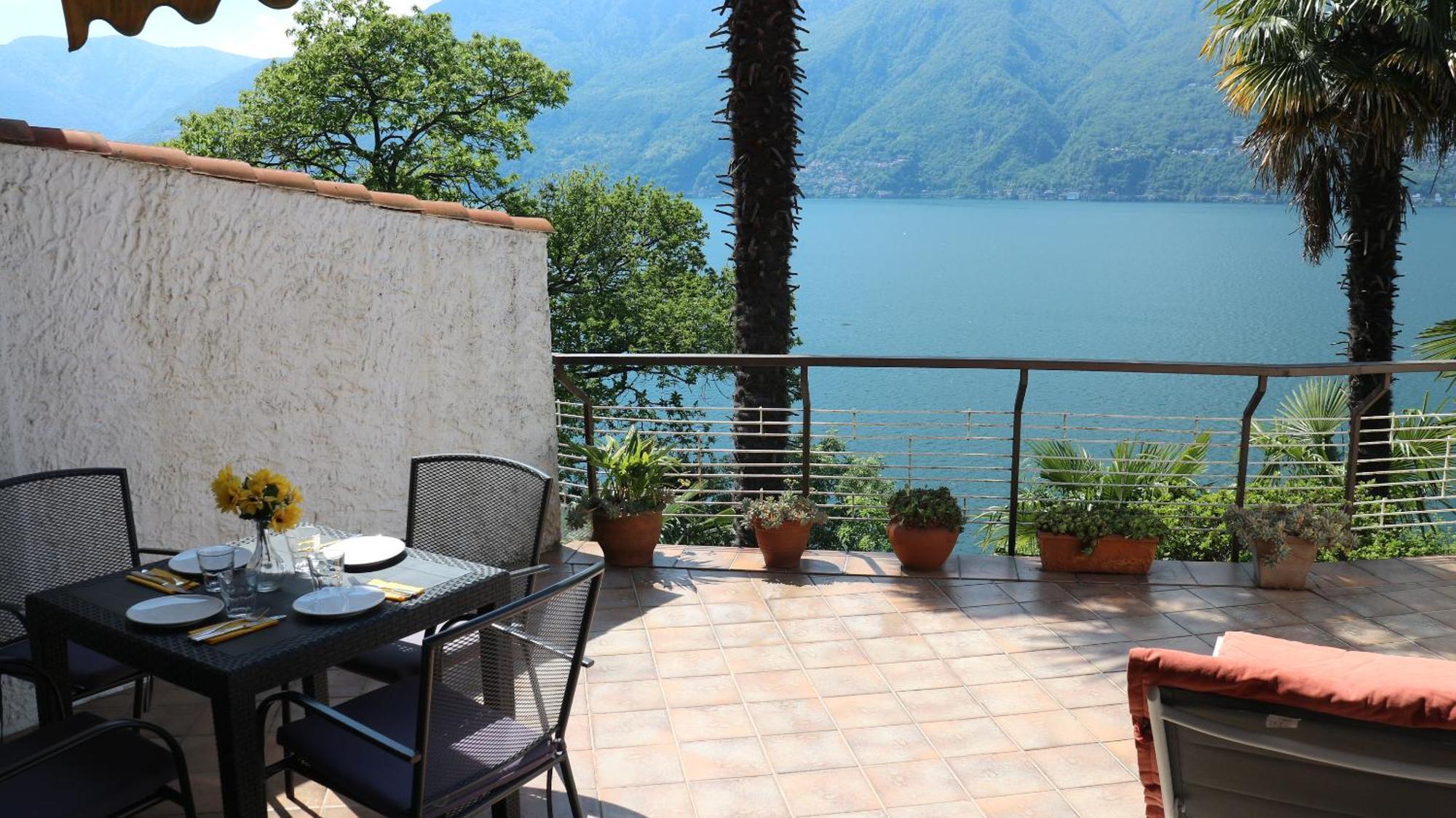 Casa Roccia Pino Lago Maggiore Exterior foto